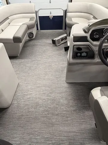 Slide: The Image of Godfrey SW 2086 CX 2024 - 11