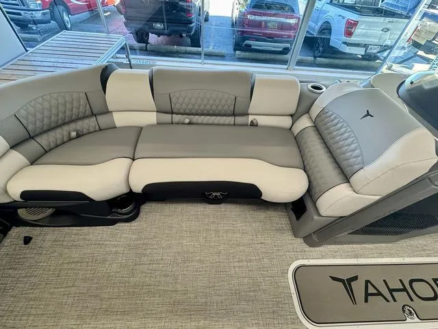 Tahoe Grand Tahoe 2585 LTD QLS 2025 for Sale | MarineSource