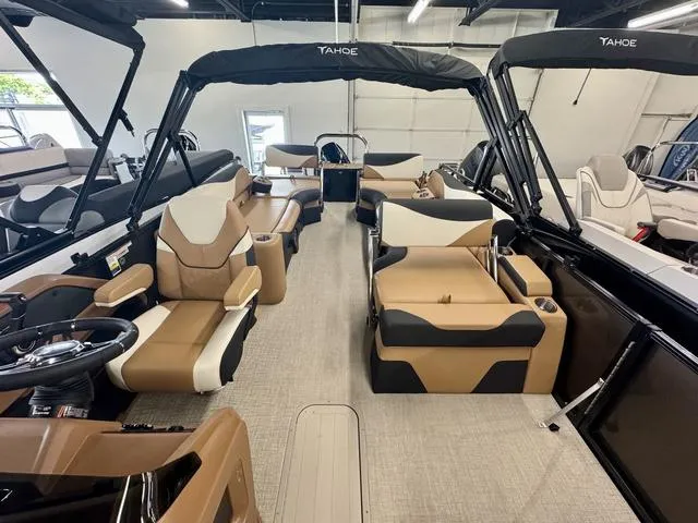 Slide: The Image of Tahoe LTZ 2585 QLS 2025 - 7