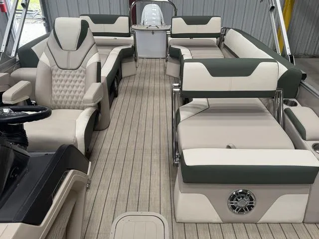 Slide: The Image of Tahoe Cascade 2585 QLS 2025 - 7