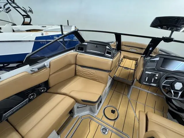 Slide: The Image of Supra SV 400 2025 - 16