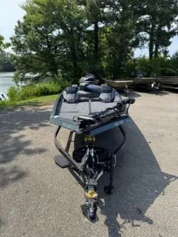 Slide: The Image of Ranger RT198P 2025 - 70