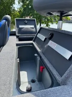 Slide: The Image of Ranger RT198P 2025 - 81