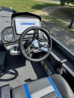 Slide: The Image of Ranger RT198P 2025 - 92