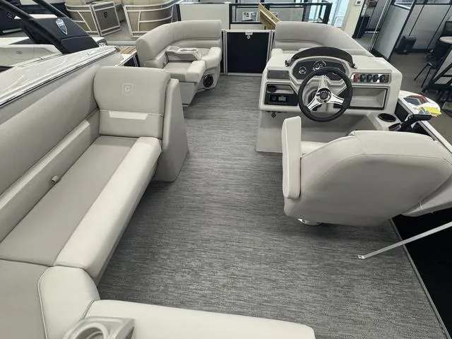 Slide: The Image of Godfrey EX 1680 CX 2024 - 10