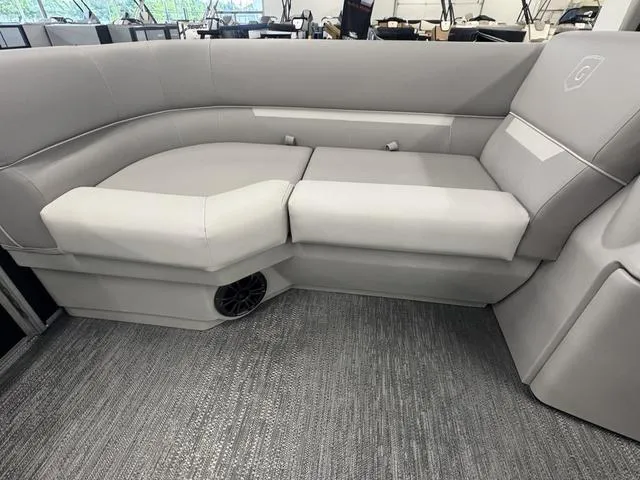 Slide: The Image of Godfrey EX 1680 CX 2024 - 5