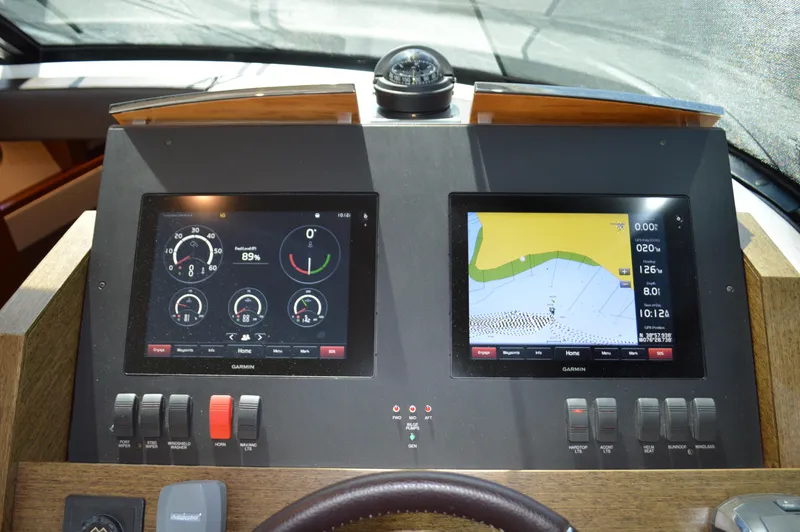 Slide: The Image of Tiara C44 Coupe 2016 - 51