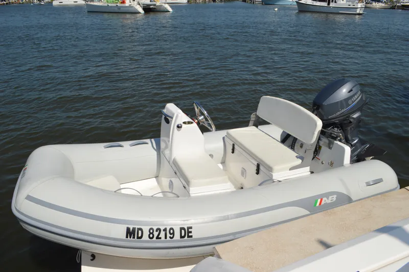 Slide: The Image of Tiara C44 Coupe 2016 - 93