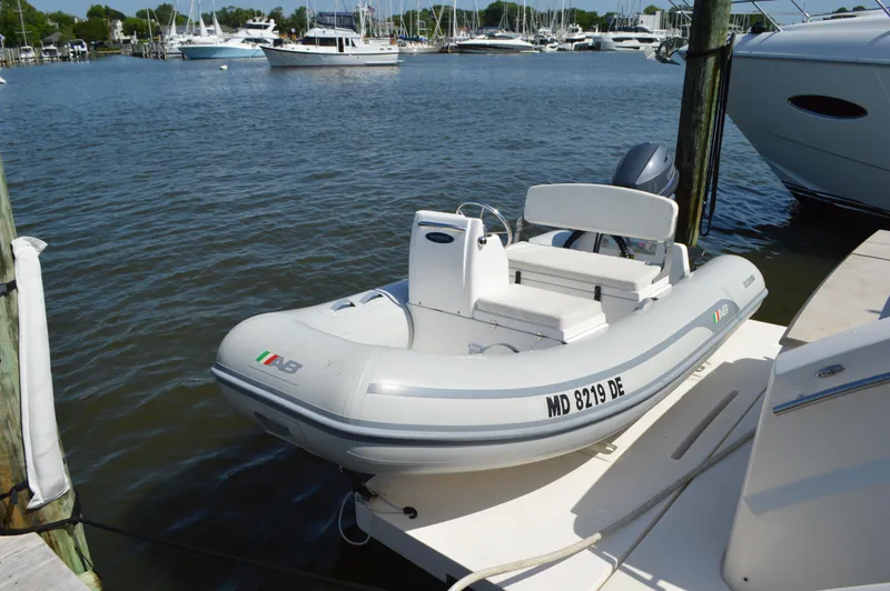 Slide: The Image of Tiara C44 Coupe 2016 - 95