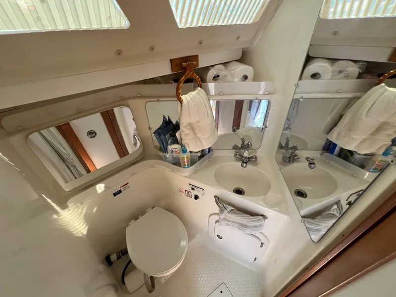 Slide: The Image of Catalina 320 - 15