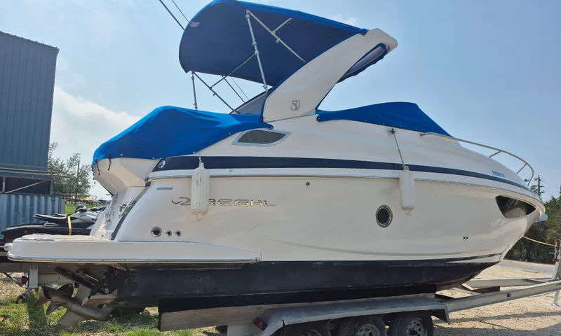 Slide: The Image of Regal 28 Express Cruiser 2020 - 1