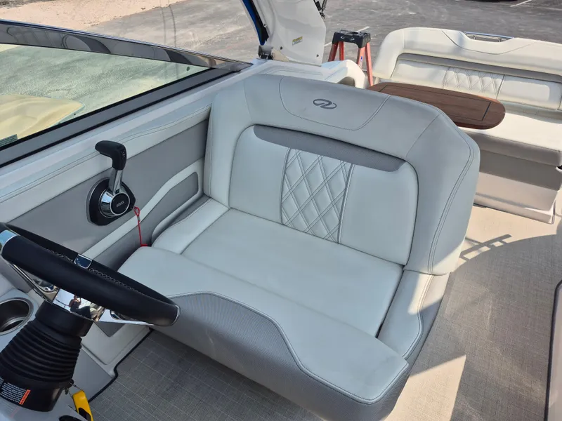 Slide: The Image of Regal 28 Express Cruiser 2020 - 19