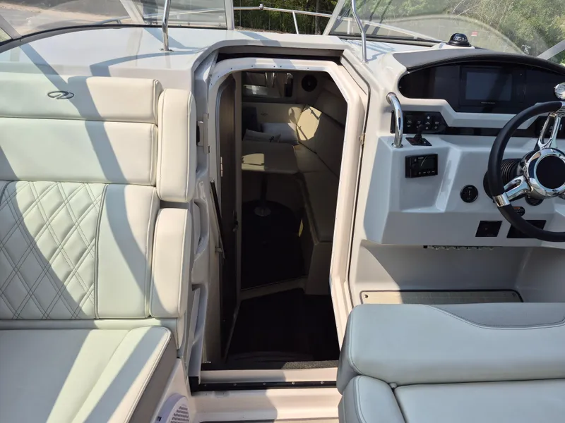 Slide: The Image of Regal 28 Express Cruiser 2020 - 27