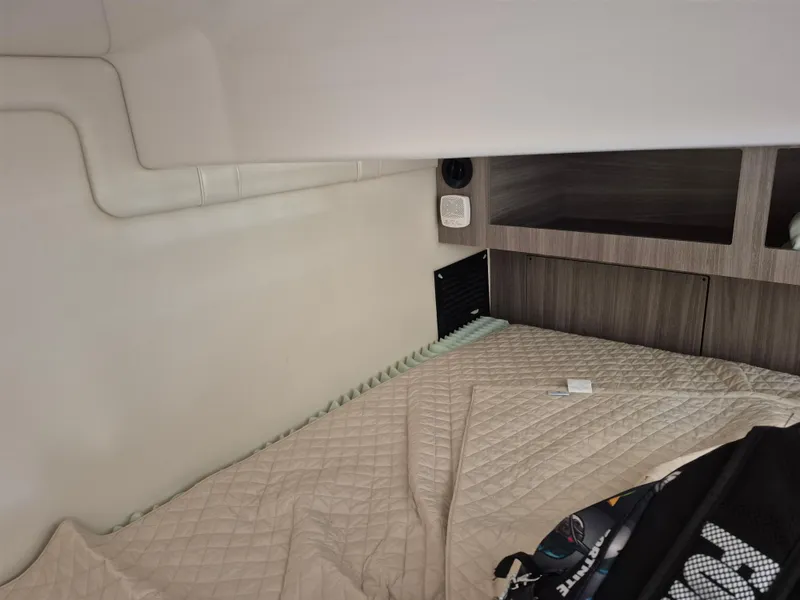 Slide: The Image of Regal 28 Express Cruiser 2020 - 37