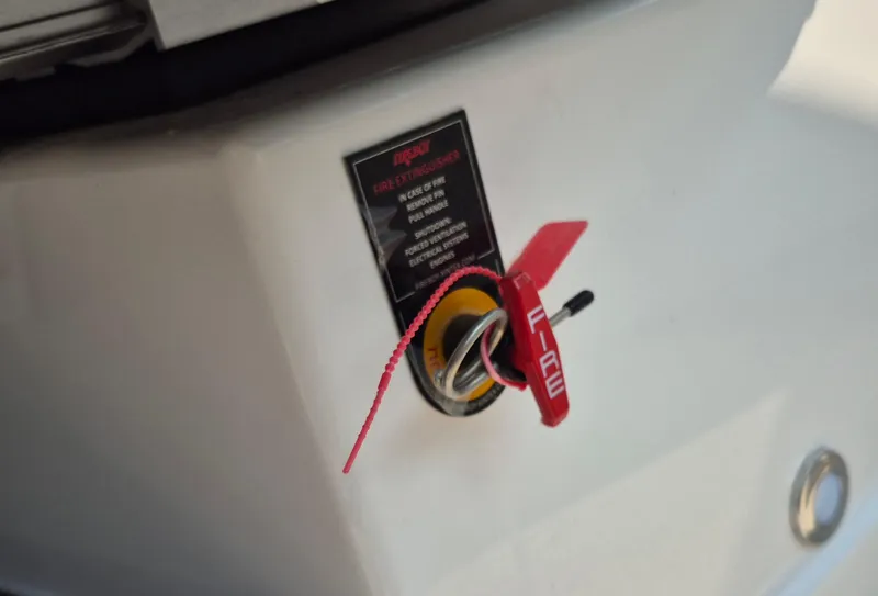 Slide: The Image of Regal 28 Express Cruiser 2020 - 42