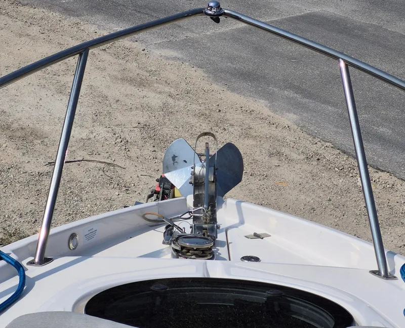 Slide: The Image of Regal 28 Express Cruiser 2020 - 44