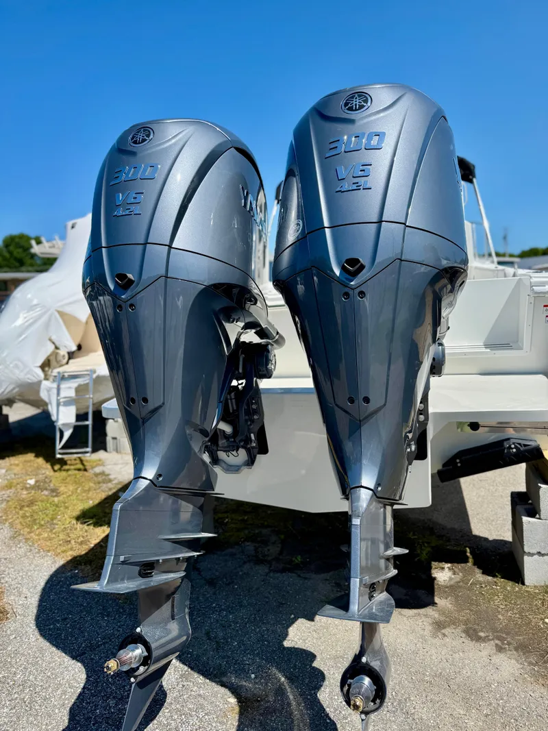 Slide: The Image of Twin Yamaha outboard engines on a 2025 Parker 2820 XLD Sport Cabin boat. - 3