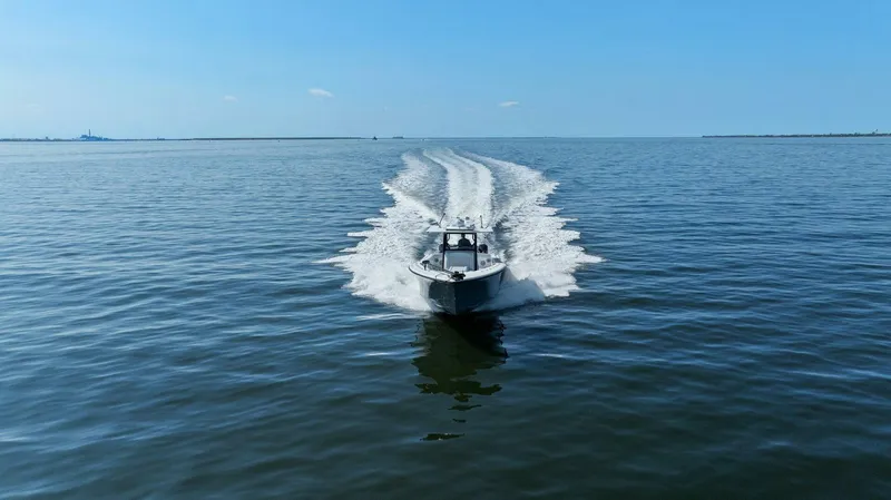 Slide: The Image of Yellowfin 39 Offshore 2021 - 57