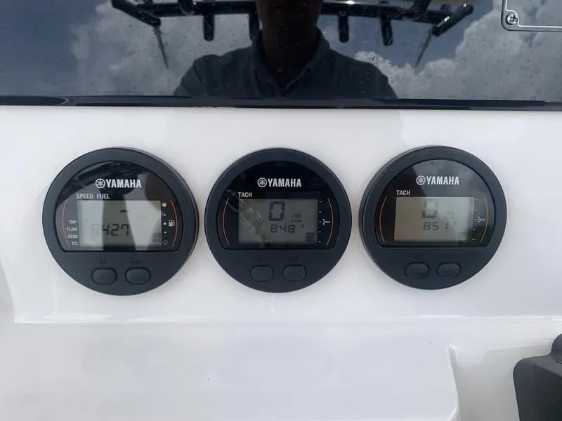 Slide: The Image of Yamaha gauges on 2023 Sea Fox 268 Commander boat dashboard. - 19