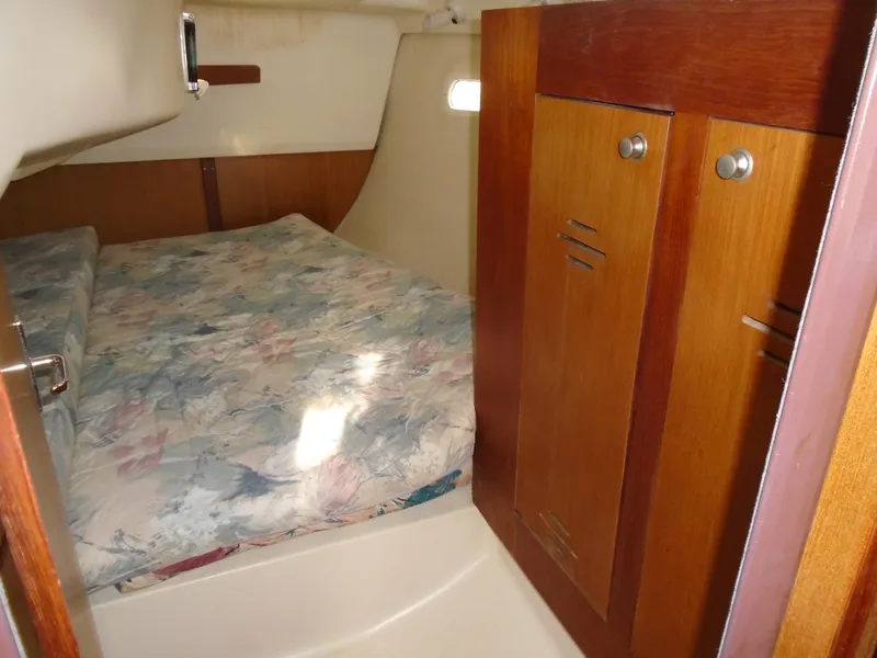 Slide: The Image of Hunter 340 1998 - 6