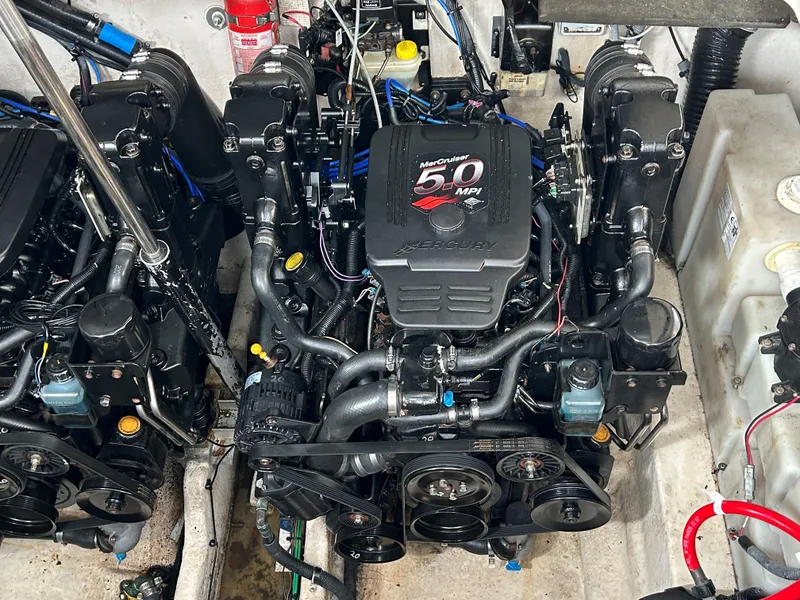 Slide: The Image of Engine compartment of a 2005 Sea Ray 300 Sundancer with MerCruiser 5.0 MPI engine. - 23