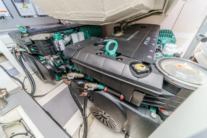 Slide: The Image of Prestige 520S 2019 - 52