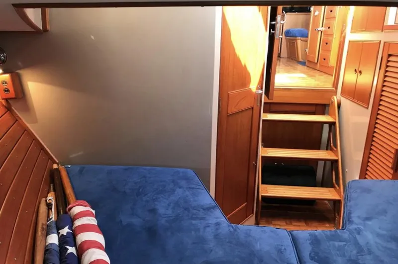 Slide: The Image of Grand Banks 42 Classic 1994 - 53