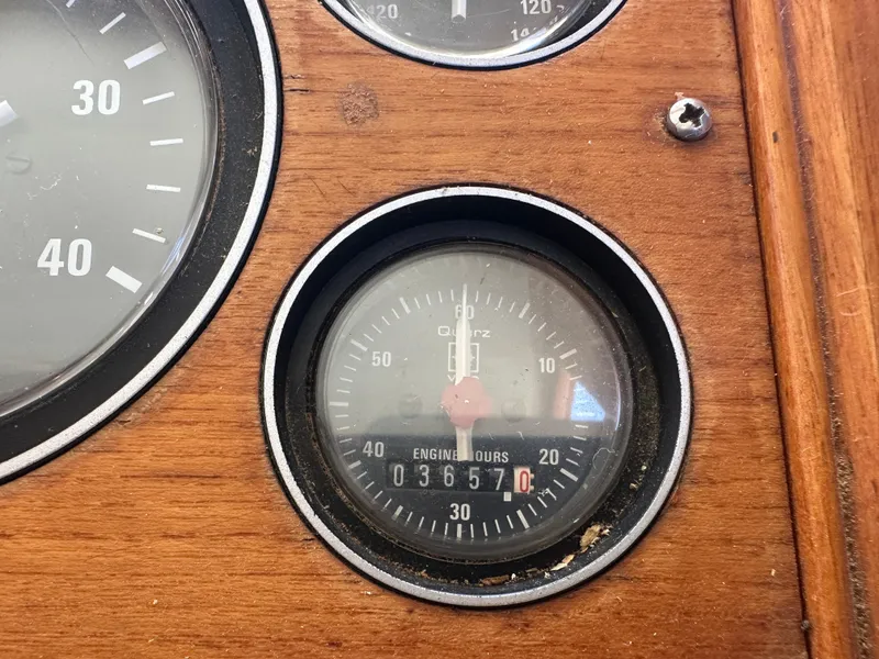 Slide: The Image of Grand Banks 42 Classic 1994 - 60