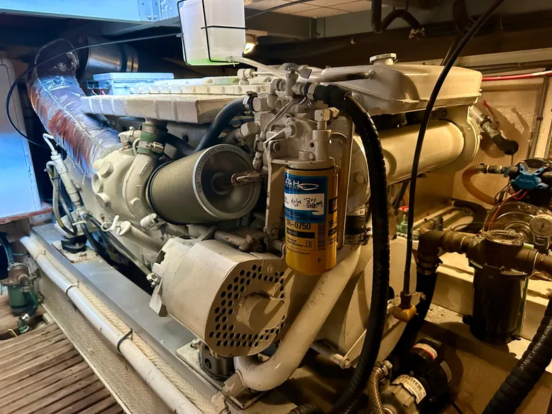 Slide: The Image of Grand Banks 42 Classic 1994 - 63