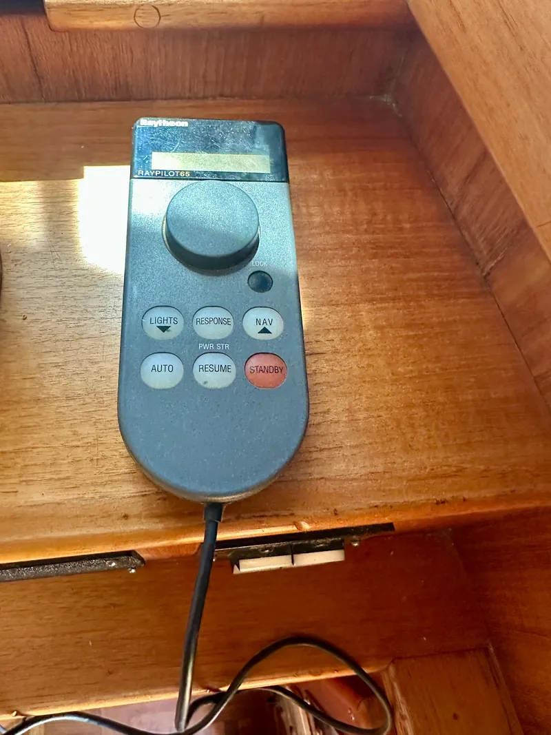 Slide: The Image of Grand Banks 42 Classic 1994 - 66