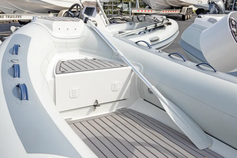 Slide: The Image of 2025 Highfield Classic 400 boat interior with sleek design and modern features. - 3