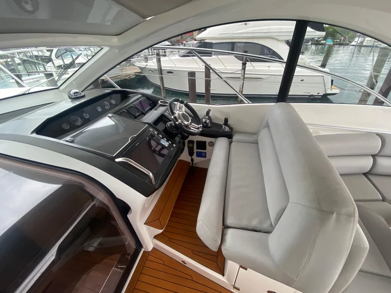 Slide: The Image of Sunseeker Portofino 40 2013 - 24