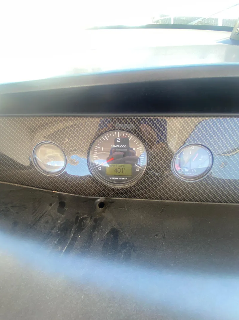 Slide: The Image of Sunseeker Portofino 40 2013 - 30