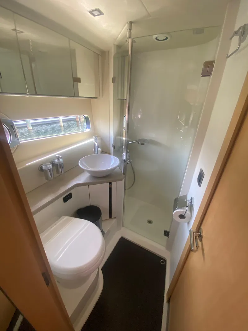 Slide: The Image of Sunseeker Portofino 40 2013 - 39