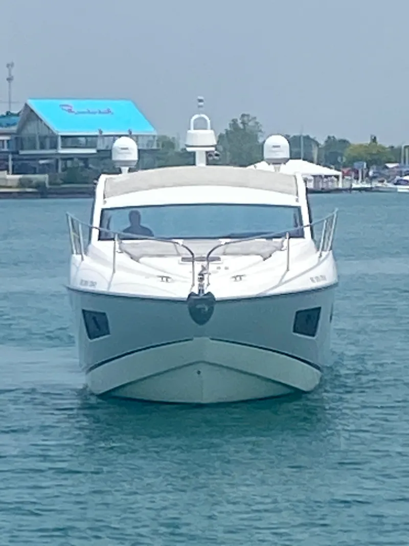 Slide: The Image of Sunseeker Portofino 40 2013 - 4