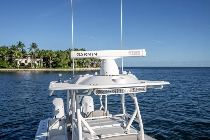 Slide: The Image of Yellowfin 36 Offshore 2023 - 55