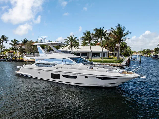 Slide: The Image of Azimut 66 2020 - 43