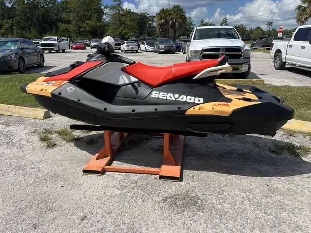 Slide: The Image of Sea-Doo Spark for 3 2025 - 8