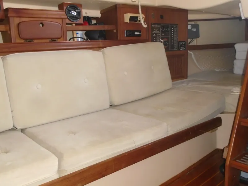 Slide: The Image of Hunter 410 2002 - 21