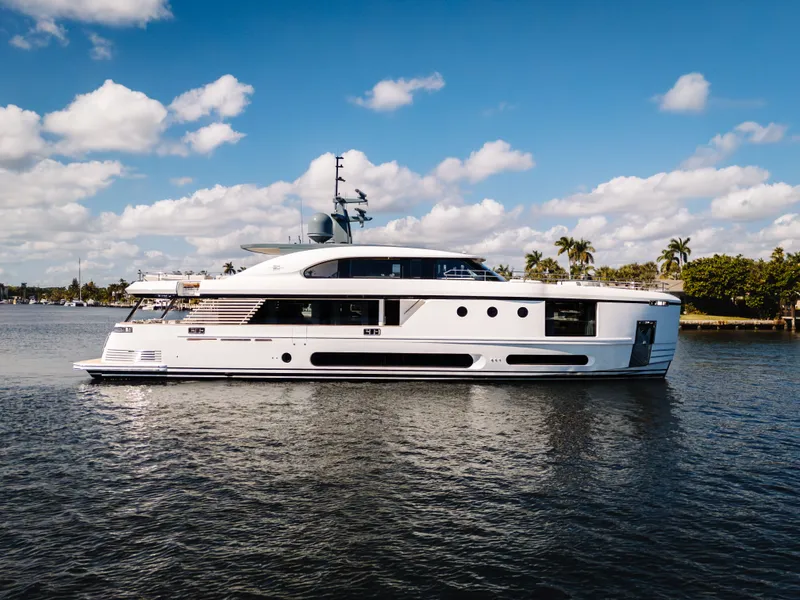 Slide: The Image of Azimut Magellano 30M 2026 - 2
