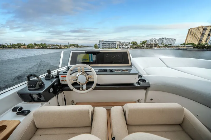 Slide: The Image of Azimut Fly 78 2026 - 23