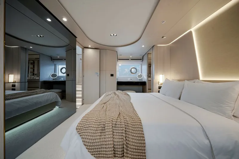 Slide: The Image of Azimut Fly 78 2026 - 44