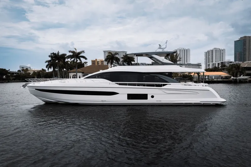 Slide: The Image of Azimut Fly 78 2026 - 94