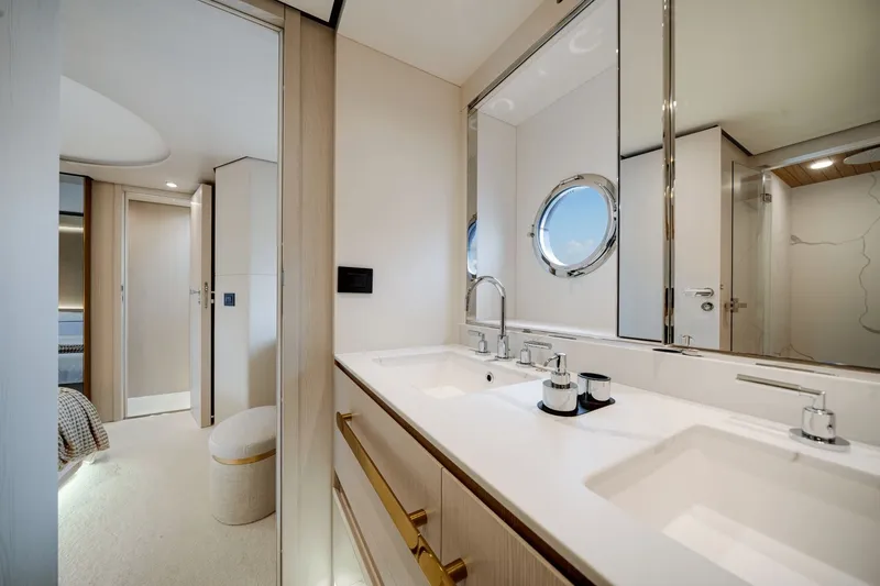 Slide: The Image of Azimut Fly 78 2026 - 49