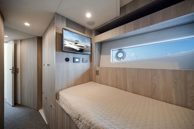 Slide: The Image of Azimut Fly 78 2026 - 77
