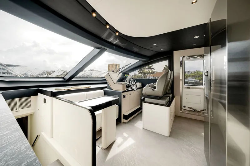 Slide: The Image of Azimut Fly 78 2026 - 72