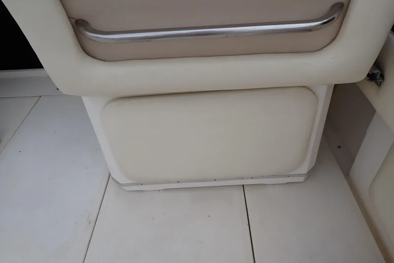 Slide: The Image of Sea Ray 300 Weekender 1987 - 57