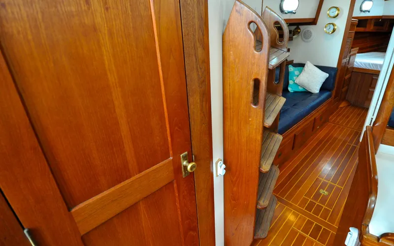 Slide: The Image of Shannon 43 1998 - 121