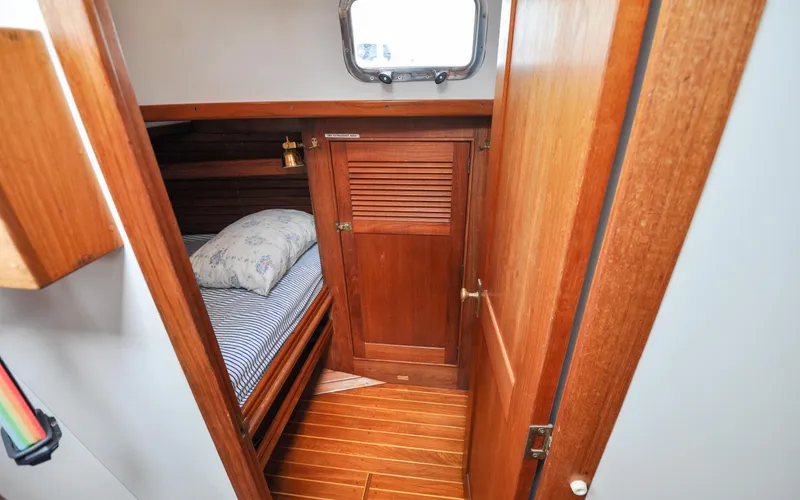 Slide: The Image of Shannon 43 - Tammie Norrie - 128