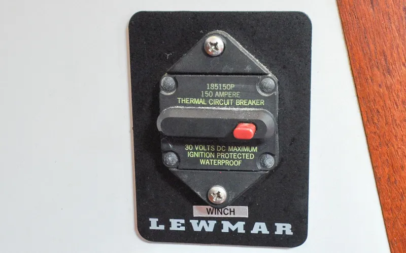 Slide: The Image of Shannon 43 - Tammie Norrie - 77